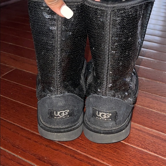 BLACK shimmery UGG BOOTS - Picture 1 of 12
